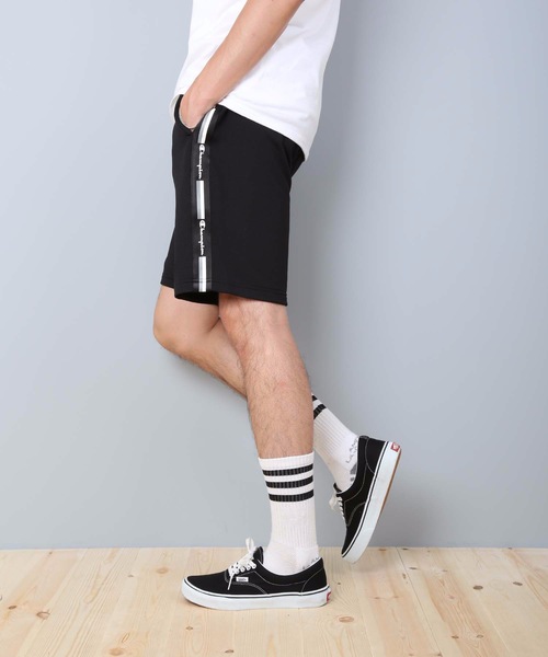 Champion(チャンピオン)の「【CHAMPION/チャンピオン】サイドテープショーツ C3-RS504 吸汗・速乾性 COOLで快適な状態を保つ「C VAPOR」を採用(スウェットパンツ・メンズ・グレー/ブラック/レッド/ブルー・MEDIUM/LARGE/X-LARGE)」の13枚目の写真