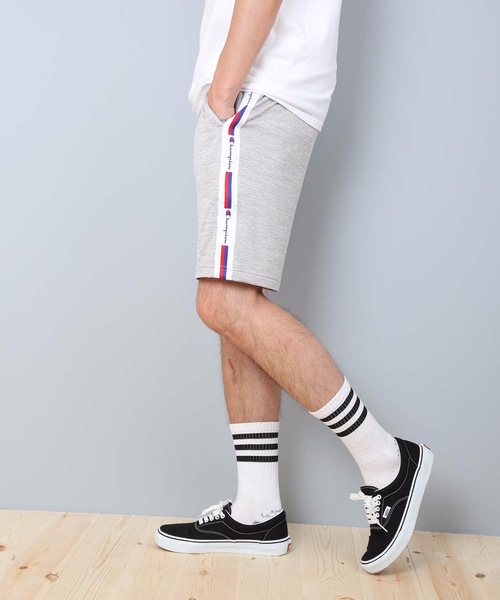 Champion(チャンピオン)の「【CHAMPION/チャンピオン】サイドテープショーツ C3-RS504 吸汗・速乾性 COOLで快適な状態を保つ「C VAPOR」を採用(スウェットパンツ・メンズ・グレー/ブラック/レッド/ブルー・MEDIUM/LARGE/X-LARGE)」の16枚目の写真