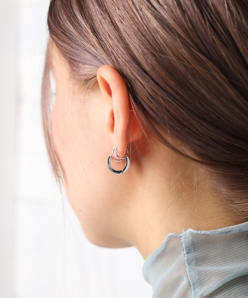 Mag.（マグ）の「【STAINLESS】4mmクロームフープピアス（ピアス（両耳用）・レディース・ブラック系その他/シルバー系その他/ゴールド系その他/ブラック/シルバー/ゴールド・FREE）」の8枚目の写真