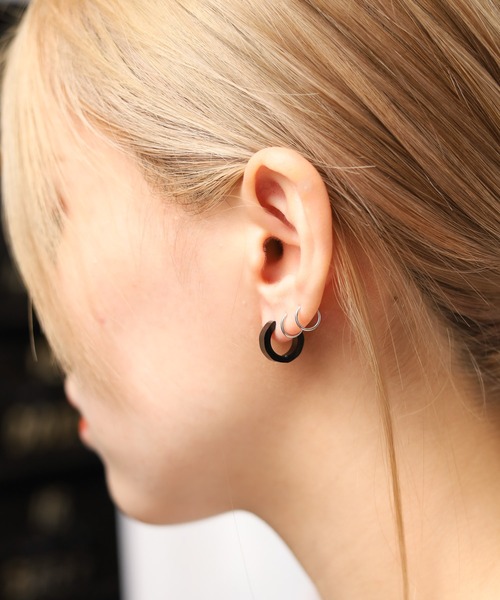 Mag.（マグ）の「【STAINLESS】4mmクロームフープピアス（ピアス（両耳用）・レディース・ブラック系その他/シルバー系その他/ゴールド系その他/ブラック/シルバー/ゴールド・FREE）」の12枚目の写真