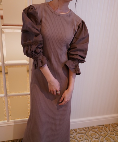 flowriri（フロウリリ）の「flowriri ボリュームスリーブワンピース（ワンピース・レディース・ブラック/ブラウン・FREE）」の13枚目の写真