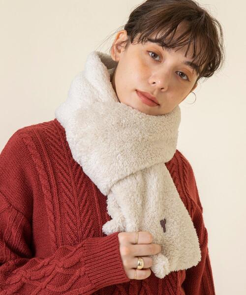 coen（コーエン）の「【WEB限定カラー】フリースマフラー#（マフラー・レディース・パープル/ブラック/オフホワイト/ベージュ・FREE）」の2枚目の写真