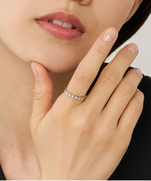 VENDOME AOYAMA(ヴァンドーム青山)の「プラチナ ダイヤモンド ステップ リング 0.18ct(リング・レディース・プラチナム・#13/#9/#11)」の3枚目の写真