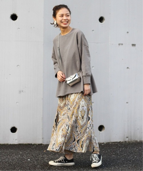 JOURNAL STANDARD relume（ジャーナルスタンダード　レリューム）の「オーバーサイズロングスウェット◆（スウェット・レディース・パープル/ブラウン/グレー/グレー系その他・FREE）」の16枚目の写真