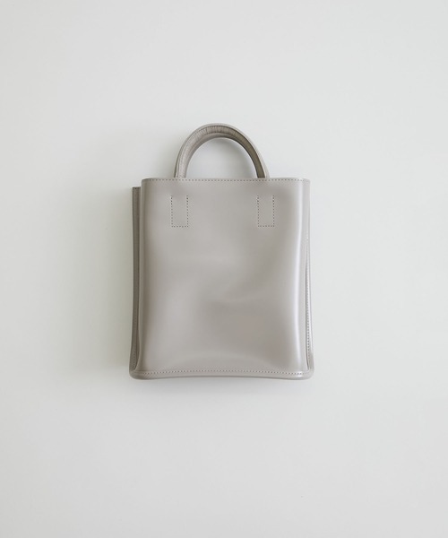 PIENI（ピエニ）の「【PIENI(ピエニ)】レザートートバッグS/TOTE S/SZB-34-5018（トートバッグ・レディース・ブラック/グレー・FREE）」の4枚目の写真