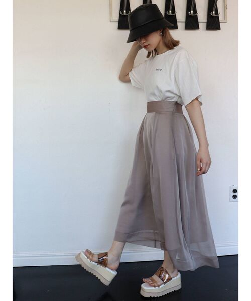 MURUA（ムルーア）の「ヴィーガンレザーバケットハット（ハット・レディース・アイボリー/ブラック・FREE）」の6枚目の写真