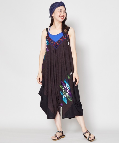 チャイハネ（チャイハネ）の「【チャイハネ】yul スピリットサロペット＆ワンピース 2WAY（サロペット/オーバーオール・レディース・ホワイト/ブラック/ブラウン/ブルー・FREE）」の3枚目の写真