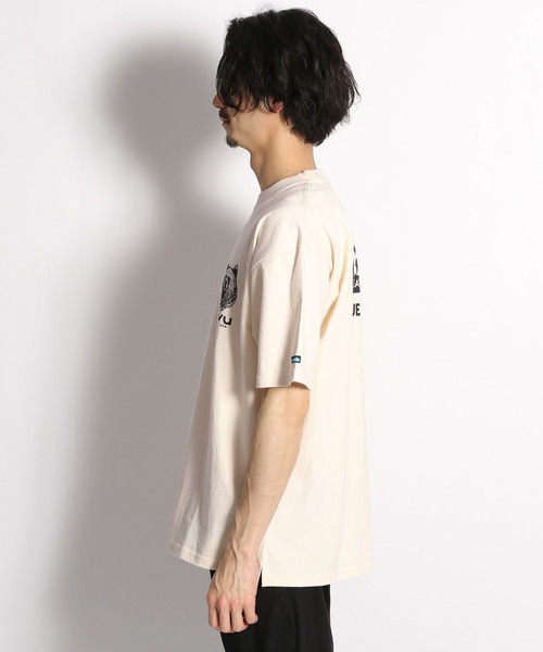KAVU（カブー）の「【KAVU(カブー)】別注グリズリーロゴＴシャツ（Tシャツ/カットソー・メンズ・ブラック/オフホワイト/オレンジ・MEDIUM/LARGE）」の22枚目の写真