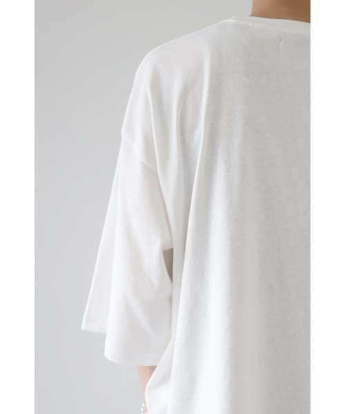CREARE -LINO-（クレアーレリノ）の「くすみカラー ビッグシルエット ヘビーウエイト ビッグTシャツ<ユニセックス>（Tシャツ/カットソー・メンズ・ホワイト/チャコールグレー/サックスブルー/グリーン/グレイッシュベージュ・M/L）」の12枚目の写真