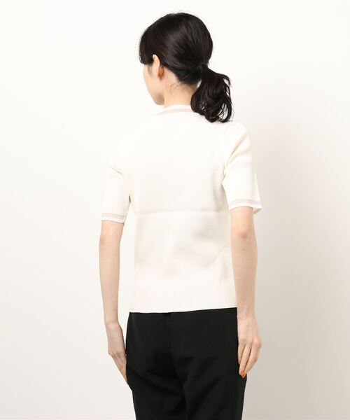 N.（N. Natural Beauty Basic）（エヌエヌナチュラルビューティーベーシック）の「シアーライン五分袖ニット（ニット/セーター・レディース・ホワイト/ブラック/ブルー・MEDIUM）」の4枚目の写真