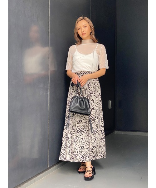 ENVYM（アンビー）の「ハーフスリーブシアーＴＯＰＳ（Tシャツ/カットソー・レディース・ホワイト/ブラック・FREE）」の14枚目の写真