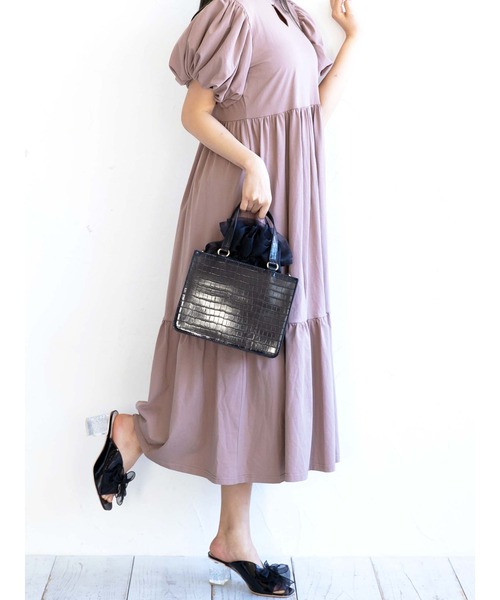 Honey Salon（ハニーサロン）の「パフスリーブティアードワンピース（ワンピース・レディース・ブラック/オフホワイト/チョコ・FREE）」の9枚目の写真