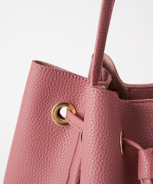 closet story（クローゼットストーリー）の「＜closet story（クローゼットストーリー）＞フェイクレザー メタルリング トートバッグ（ショルダーバッグ・レディース・ベージュ/ピンク・FREE）」の6枚目の写真