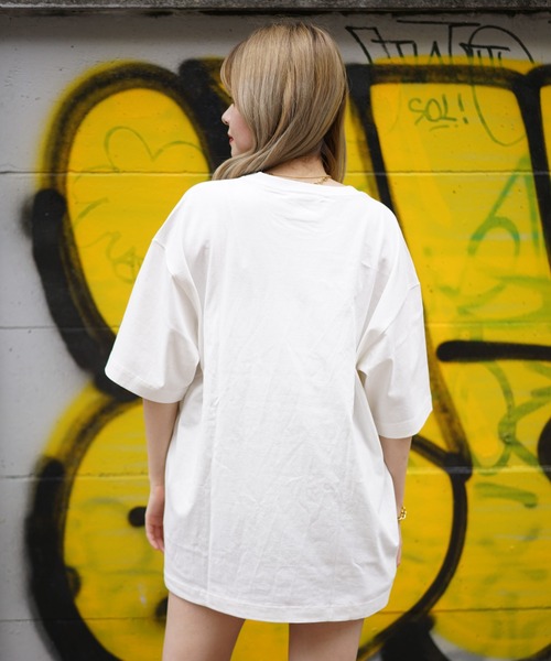 9090（ナインティナインティ）の「【WEB限定】LHP/エルエイチピー/アニメーションプリントプリントTシャツ（Tシャツ/カットソー・レディース・ホワイト/ブラック・MEDIUM/LARGE）」の4枚目の写真