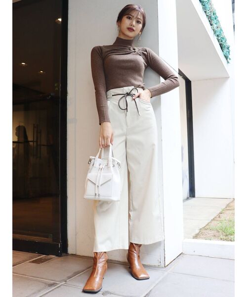 MURUA（ムルーア）の「ドローストリングBAG（ハンドバッグ・レディース・ホワイト/ブラック/ブラウン・FREE）」の11枚目の写真