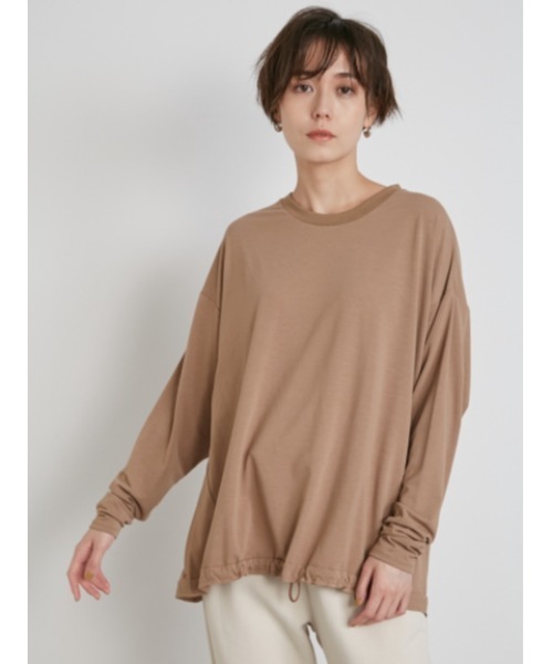 emmi(エミ)の「【emmi yoga】ロゴロングスリーブT-shirts(Tシャツ/カットソー・レディース・ベージュ/オフホワイト・FREE)」の2枚目の写真