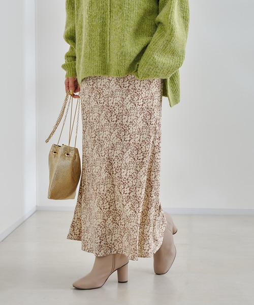 DouDou(ドゥドゥ)の「フラワープリントスカート(スカート・レディース・ブラウン/グリーン・FREE)」の2枚目の写真