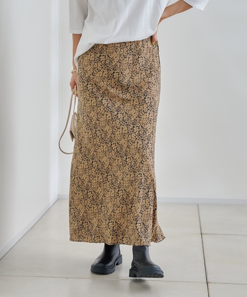 DouDou(ドゥドゥ)の「フラワープリントスカート(スカート・レディース・ブラウン/グリーン・FREE)」の12枚目の写真