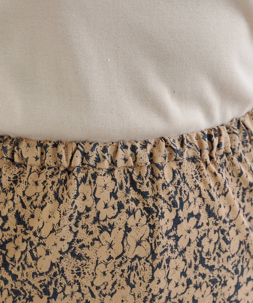 DouDou(ドゥドゥ)の「フラワープリントスカート(スカート・レディース・ブラウン/グリーン・FREE)」の6枚目の写真