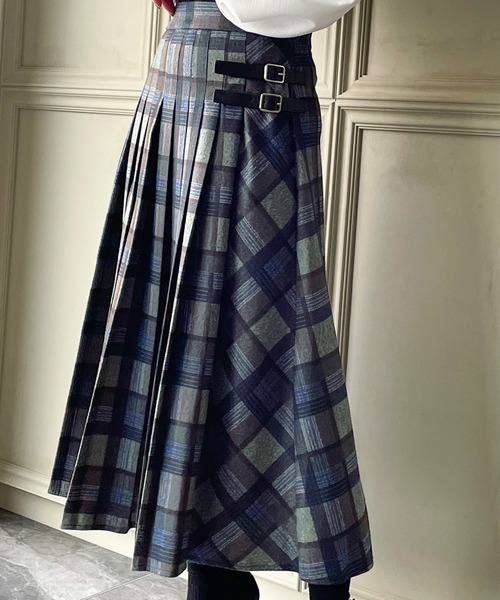 ベルト付きプリーツチェックスカート