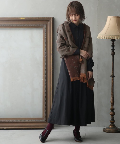 osharewalker（オシャレウォーカー）の「『フラワージャカードストール』（ストール/ショール・レディース・マスタード/グリーン/グレー・FREE）」の8枚目の写真