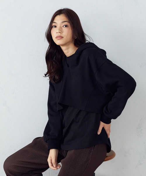 COMME CA ISM（コムサイズム）の「【WEB限定】 レイヤード風パーカ（パーカー・レディース・グレー/ブラック/カーキ・FREE）」の2枚目の写真