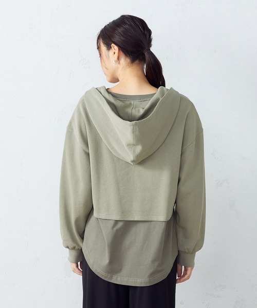 COMME CA ISM（コムサイズム）の「【WEB限定】 レイヤード風パーカ（パーカー・レディース・グレー/ブラック/カーキ・FREE）」の12枚目の写真