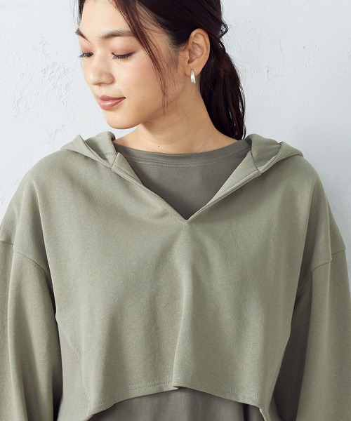 COMME CA ISM（コムサイズム）の「【WEB限定】 レイヤード風パーカ（パーカー・レディース・グレー/ブラック/カーキ・FREE）」の14枚目の写真