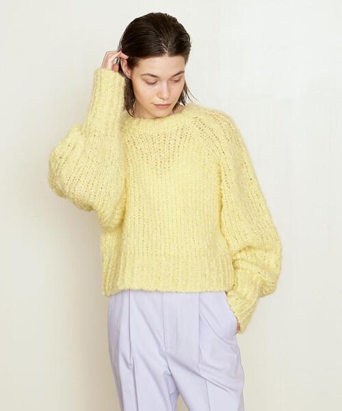 AEWEN MATOPH（イウエン マトフ）の「＜AEWEN MATOPH（イウエン マトフ）＞MHR/W ケーブル ボリュームスリーブ ニット（ニット/セーター・レディース・ベージュ/オフホワイト/クリーム・FREE）」の3枚目の写真