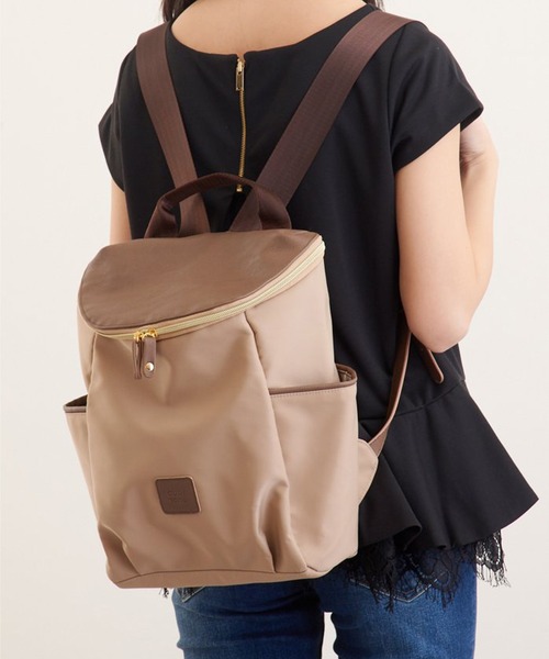 LUGG NAGG(ラグナグ)の「【adottona/アダット】超軽量・撥水機能付きポケットリュック(バックパック/リュック・レディース・ベージュ/ブラウン/ブラック・FREE)」の3枚目の写真