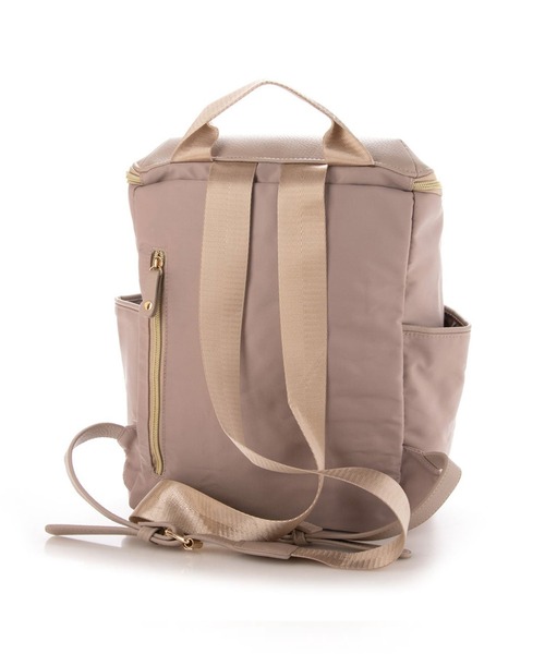 LUGG NAGG(ラグナグ)の「【adottona/アダット】超軽量・撥水機能付きポケットリュック(バックパック/リュック・レディース・ベージュ/ブラウン/ブラック・FREE)」の10枚目の写真