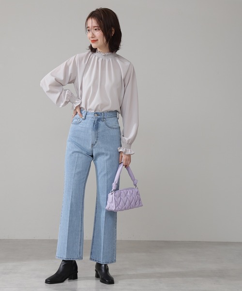 N.(N. Natural Beauty Basic)(エヌエヌナチュラルビューティーベーシック)の「シャーリングハイネックブラウス(シャツ/ブラウス・レディース・グレー/ブラック/ホワイト/ベージュ/ブルー・MEDIUM)」の6枚目の写真