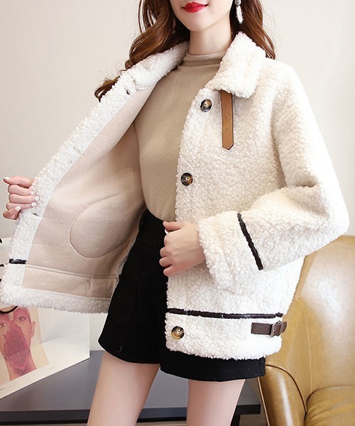 FRP（エフアールピー）の「YUGA フェイクムートン　ボア　ブルゾン　ジャケットコート（ブルゾン・レディース・モカ/ブルー/レッド/ホワイト/ブラウン/オフホワイト・M/L）」の11枚目の写真