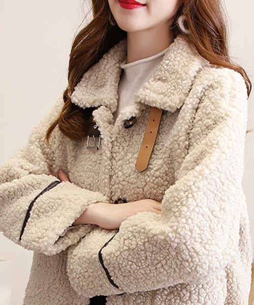 FRP（エフアールピー）の「YUGA フェイクムートン　ボア　ブルゾン　ジャケットコート（ブルゾン・レディース・モカ/ブルー/レッド/ホワイト/ブラウン/オフホワイト・M/L）」の14枚目の写真