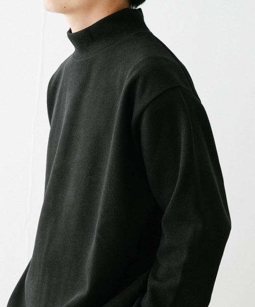 ITEMS URBANRESEARCH（アイテムズ アーバンリサーチ）の「ハイネックリブカットソー（Tシャツ/カットソー・メンズ・ブラック/オフホワイト/ベージュ・MEDIUM/LARGE）」の17枚目の写真