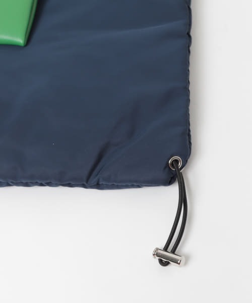 PROTCOL（プロトコル）の「PROTCOL　FRILL TOTE BAG（トートバッグ・レディース・ネイビー・ONE）」の12枚目の写真