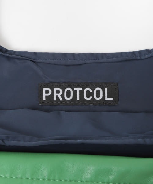 PROTCOL（プロトコル）の「PROTCOL　FRILL TOTE BAG（トートバッグ・レディース・ネイビー・ONE）」の4枚目の写真