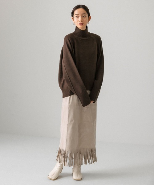 KBF（ケイビーエフ）の「アウトリンキングコクーンハイネックニット（ニット/セーター・レディース・ライトグレー/ブラウン/オレンジ・ONE）」の6枚目の写真