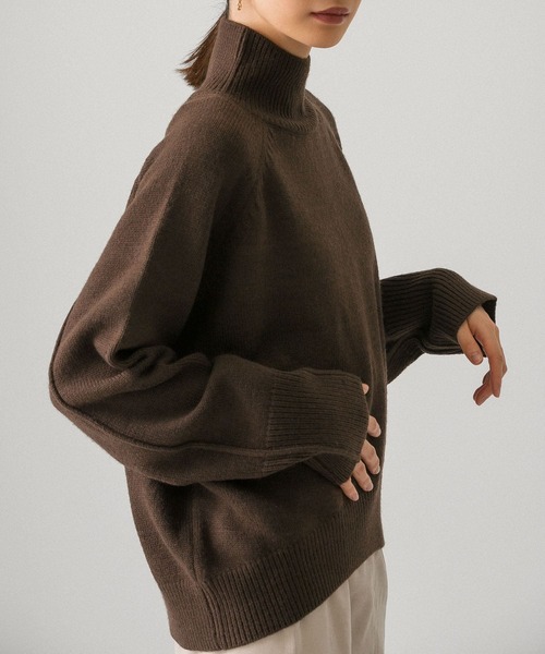 KBF（ケイビーエフ）の「アウトリンキングコクーンハイネックニット（ニット/セーター・レディース・ライトグレー/ブラウン/オレンジ・ONE）」の17枚目の写真