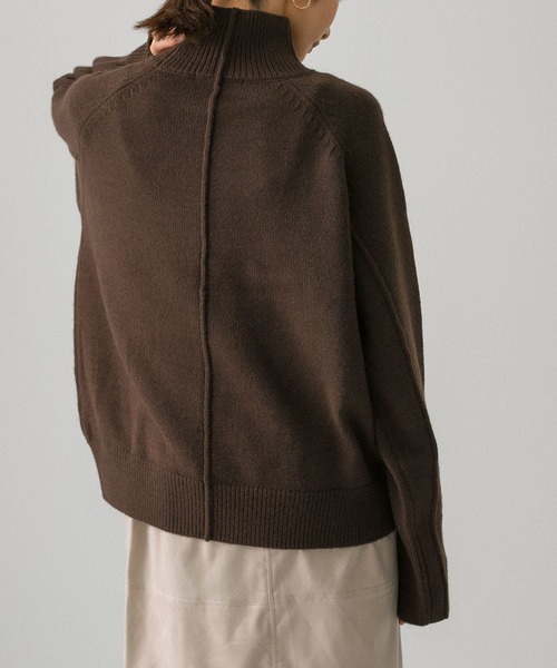 KBF（ケイビーエフ）の「アウトリンキングコクーンハイネックニット（ニット/セーター・レディース・ライトグレー/ブラウン/オレンジ・ONE）」の8枚目の写真