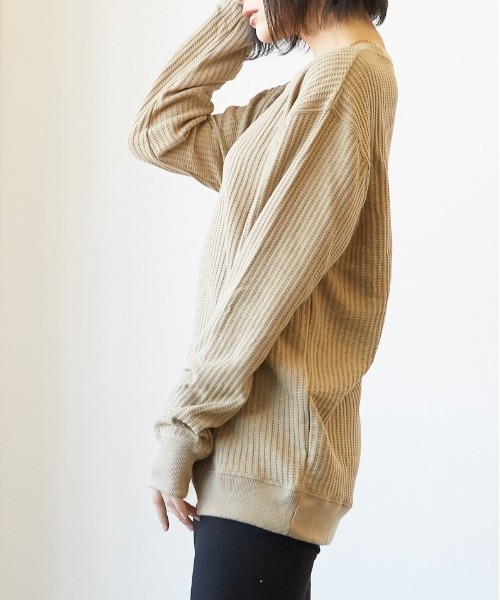 INNOCENT(イノセント)の「『オーバーサイズ』ワッフルロンT(Tシャツ/カットソー・レディース・オフホワイト/カーキ/杢グレー/ベージュ/ブラック・LARGE/X-LARGE/MEDIUM)」の19枚目の写真