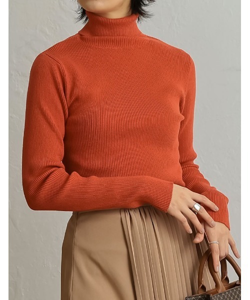 Re:EDIT(リエディ)の「指穴タートルネックリブニットトップス(ニット/セーター・レディース・グリーン/パープル/ブラック/ブルー/アイボリー/オレンジ・MEDIUM)」の6枚目の写真