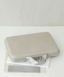 CLASSIC（クラシック）の「PASSEN パセン セミハードPCバッグ（PC・タブレットケース）」