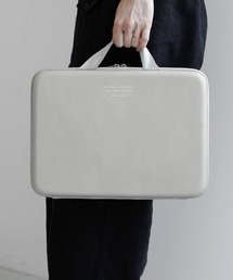CLASSIC（クラシック）の「PASSEN パセン セミハードPCバッグ 14インチ パソコンケース（PC・タブレットケース）」