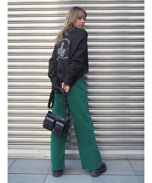 EVRIS（エヴリス）の「ワイドベルトガジェットBAG（ショルダーバッグ・レディース・ホワイト/ブラック/グリーン・FREE）」の11枚目の写真