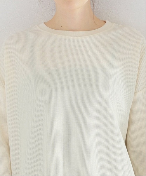 JOURNAL STANDARD relume(ジャーナルスタンダード レリューム)の「《追加》TCワッフルオーバーサイズロングスリーブTシャツ◆(Tシャツ/カットソー・レディース・オレンジ/ホワイト系その他/ブルー/オートミール・FREE)」の15枚目の写真