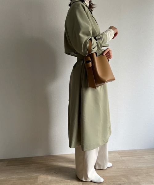 ISOOK(アイスー)の「【ISOOK / アイスー】サイドベルトバケットバッグ / ハンドバッグ ポーチ付き ZOZOTOWN限定(ハンドバッグ・レディース・ブラック/ライトブラウン・FREE)」の9枚目の写真