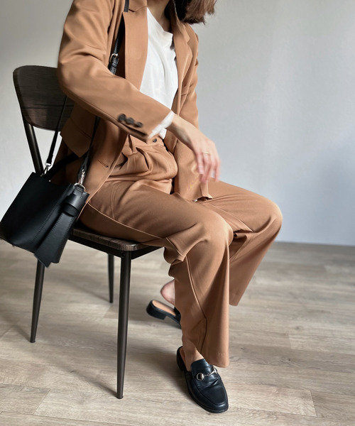 ISOOK(アイスー)の「【ISOOK / アイスー】サイドベルトバケットバッグ / ハンドバッグ ポーチ付き ZOZOTOWN限定(ハンドバッグ・レディース・ブラック/ライトブラウン・FREE)」の20枚目の写真