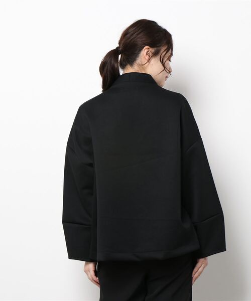 SOFFITTO(ソフィット)の「ノーカラージップジャケット(ノーカラージャケット・レディース・グレイッシュベージュ/ブラック・FREE)」の5枚目の写真