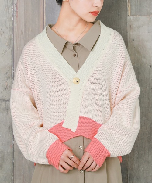 osharewalker（オシャレウォーカー）の「【廃盤】『配色リバーシブルダブルフェイスカーディガン』（カーディガン/ボレロ・レディース・ブラック/ライム/コーラルピンク・FREE）」の4枚目の写真
